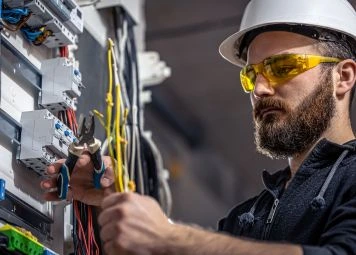 Professional electromechanical maintenance team in Dubai