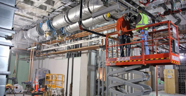 Mechanical engineer inspecting HVAC and building systems in Dubai